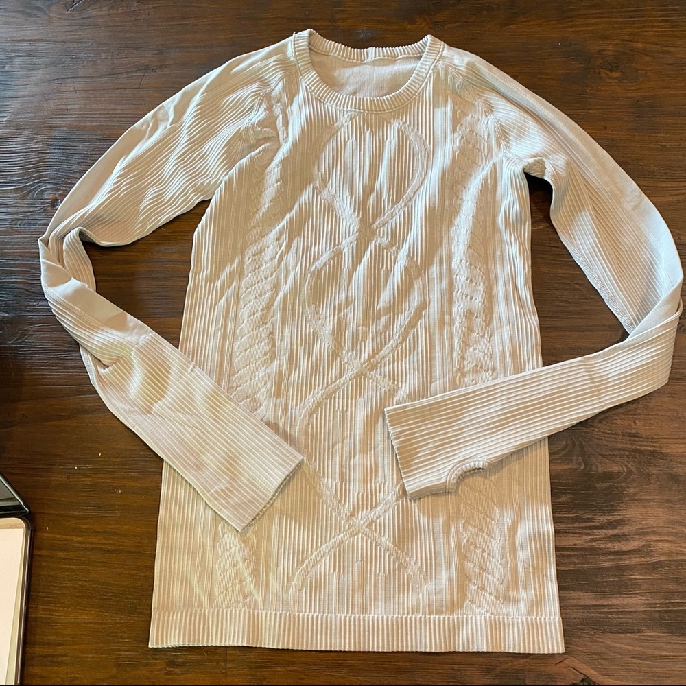 Long sleeve textured top